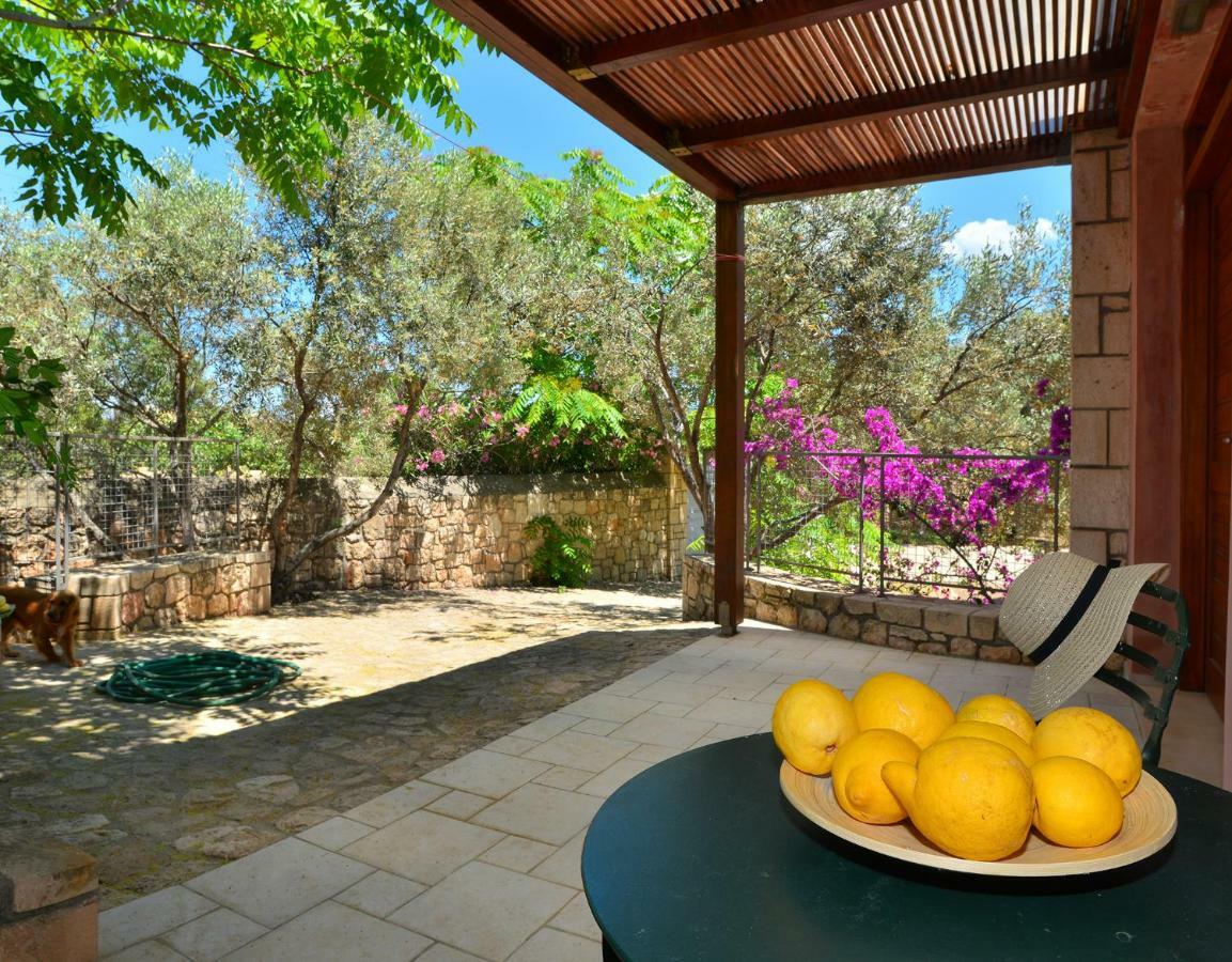 Pyrgos Ralli Estate Guesthouse Aegina Exterior foto